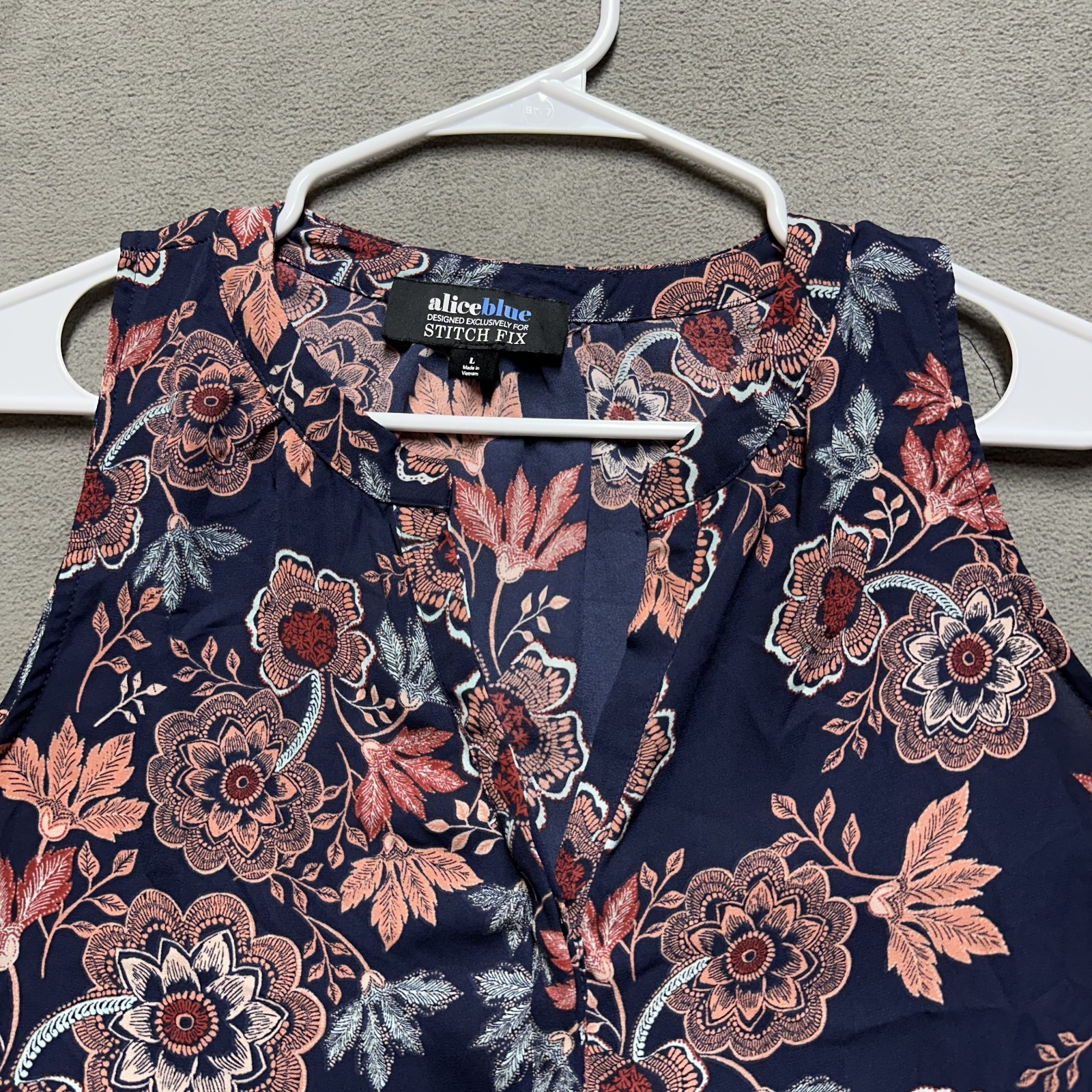 Alice Blue Sleeveless Blouse Womens Large Blue Pink Floral Print Split Neck EUC