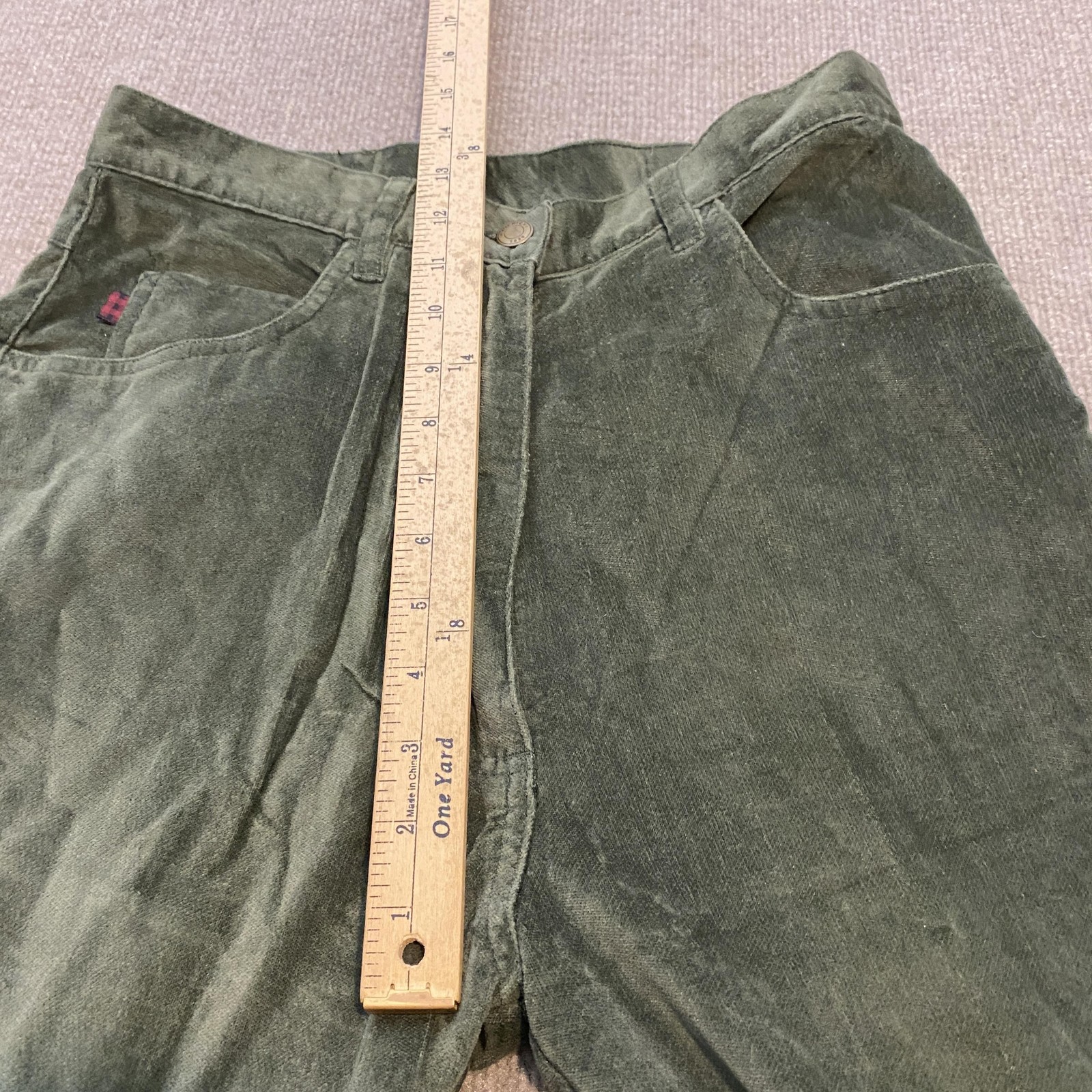 Woolrich Pants Women 10 Fits 29×31 Green Corduroy Relaxed Straight Leg High Rise