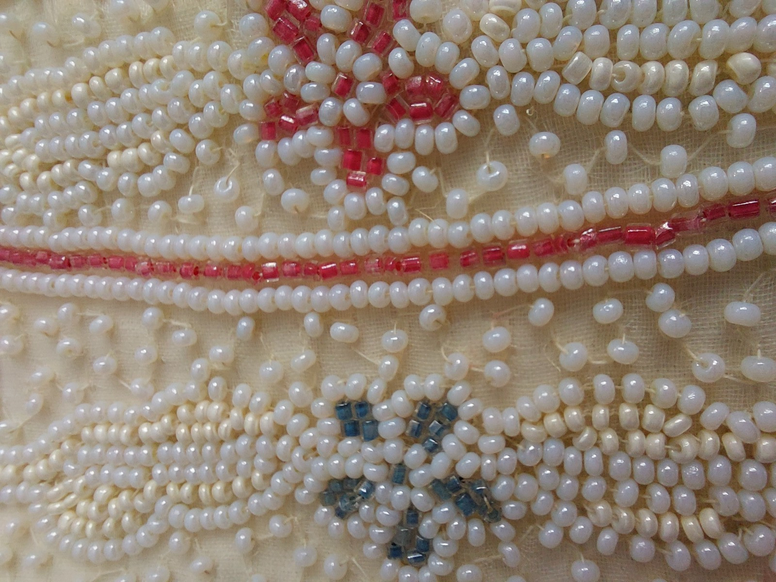 Vtg. Walborg Hand Beaded Clutch Purse Ivory Pink Blue Floral Made in W. Germany
