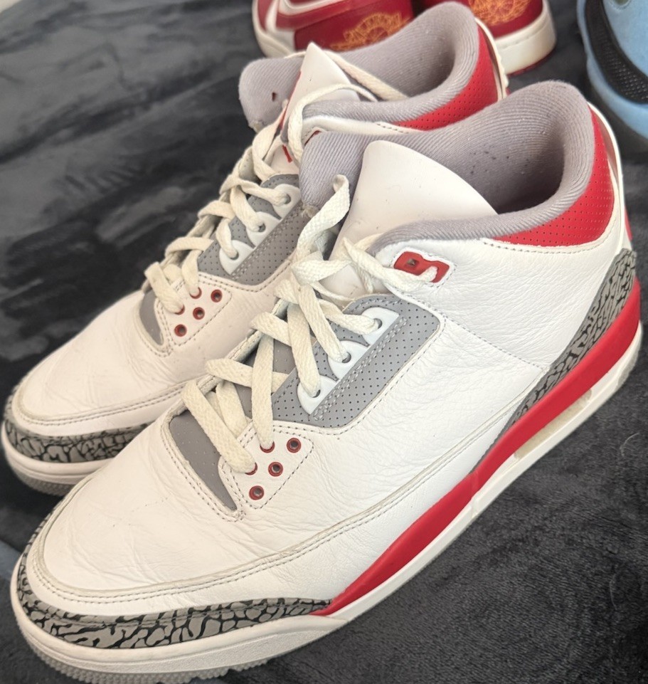 3 Pack Jordan 3 Fire Red, Jordan 1 Uni Red/White, Jordan 13 Uni Blue