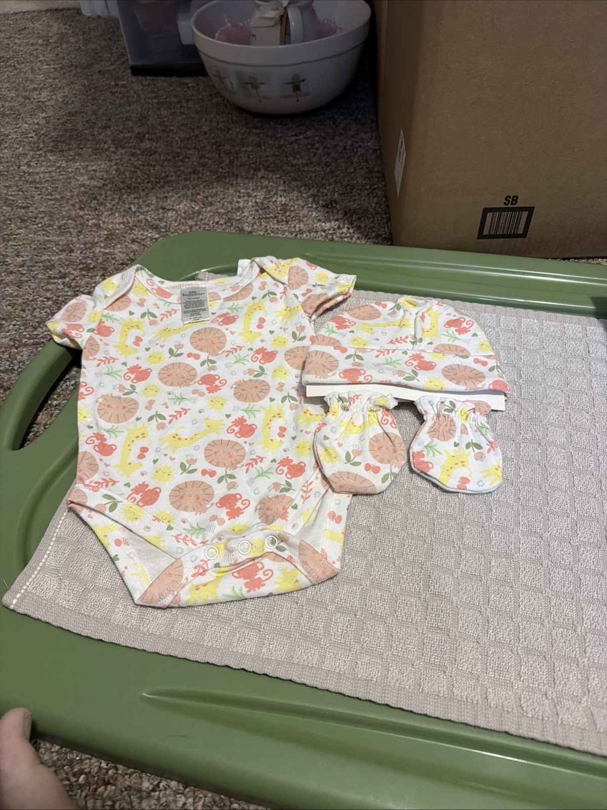 Infant Girls 7 Piece Summer Bundle Set & Accessories – Size 0-3 Months-NWT/NWOT