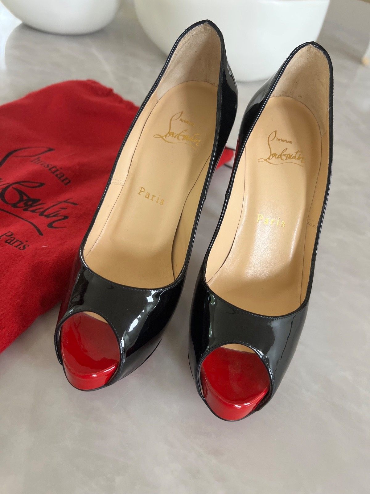 Christian Louboutin New Very Prive 120MM Patent Leather Pumps