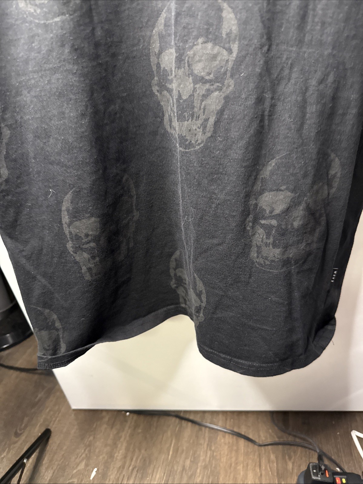 WXYZ Savage Skull Graphic Tee Men’s XL Black Allover Print Goth Puffy Letters