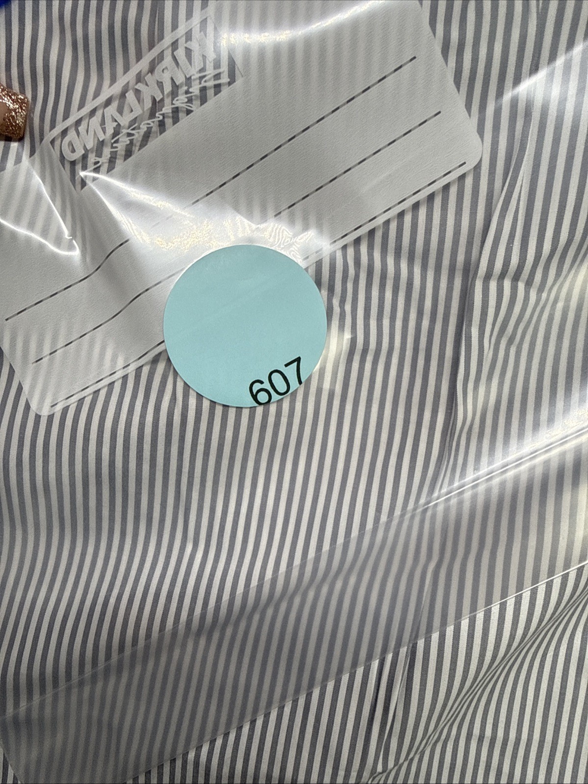 Claiborne Mens *NEW* Medium SlimFit Shirt White/Light Gray Stripe