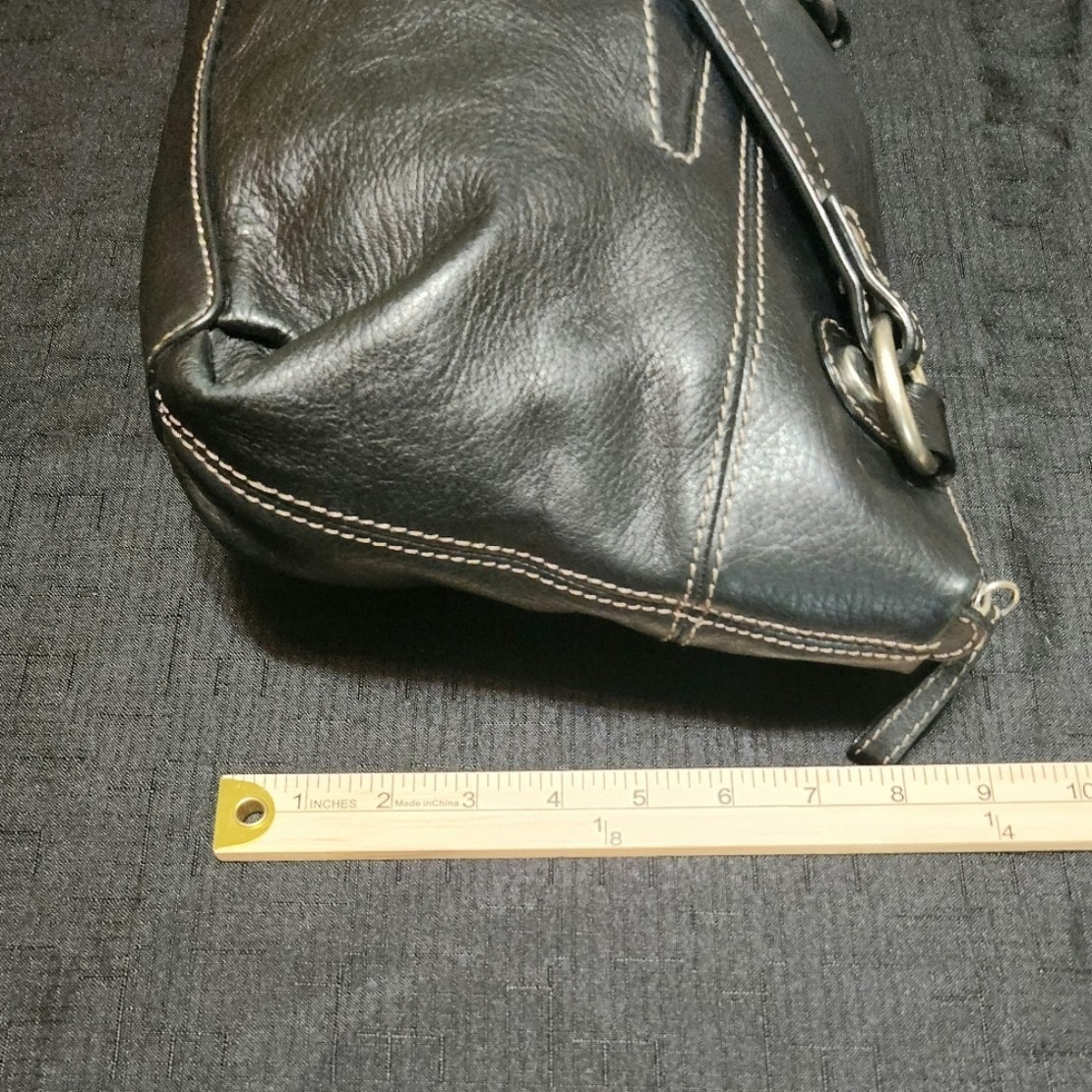 Fossil black leather shoulder bag