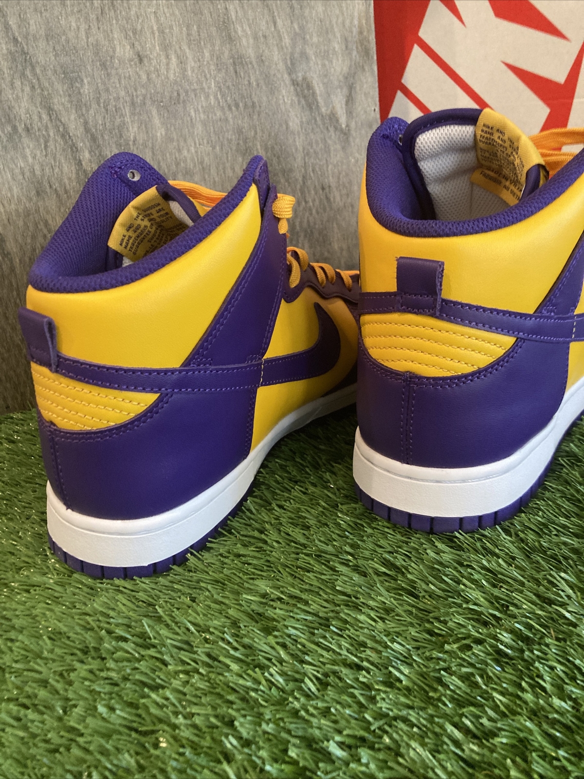 Nike Dunk High Lakers: DD1399-500 Size 10