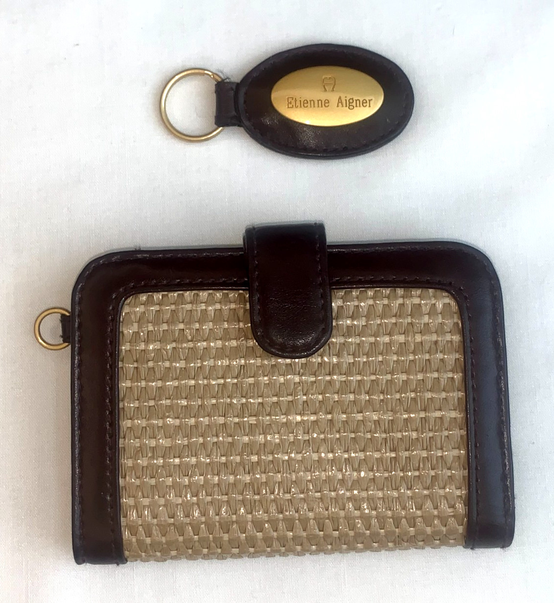 NEW Etienne Aigner Bifold Wallet & Keychain Woven Straw / Rattan Burgundy & Tan