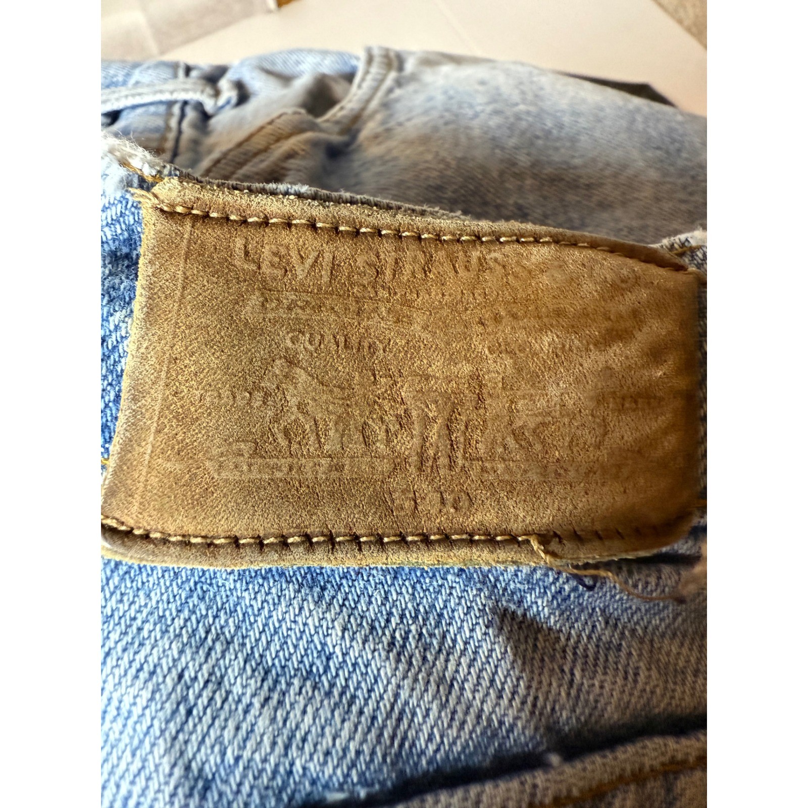 Vintage Levis 540 Two Horse Distressed Light Wash Straight Leg Jeans Mens 34×30