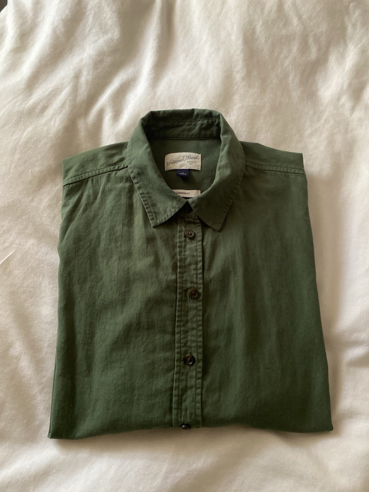 Universal Thread 100% Cotton Button Down Women’s Oversize Fit Olive Green S