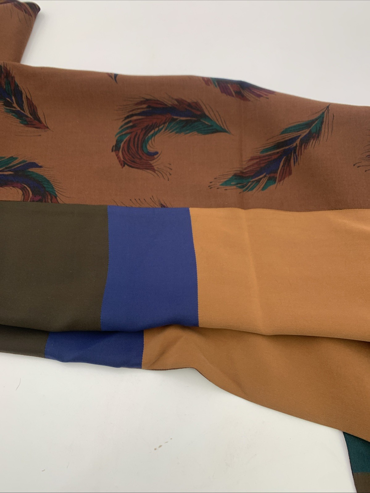 Burgundy Leaf Design Shawl Brown Blue Tan Gray Black Green 26 1/2″x91”Reversible