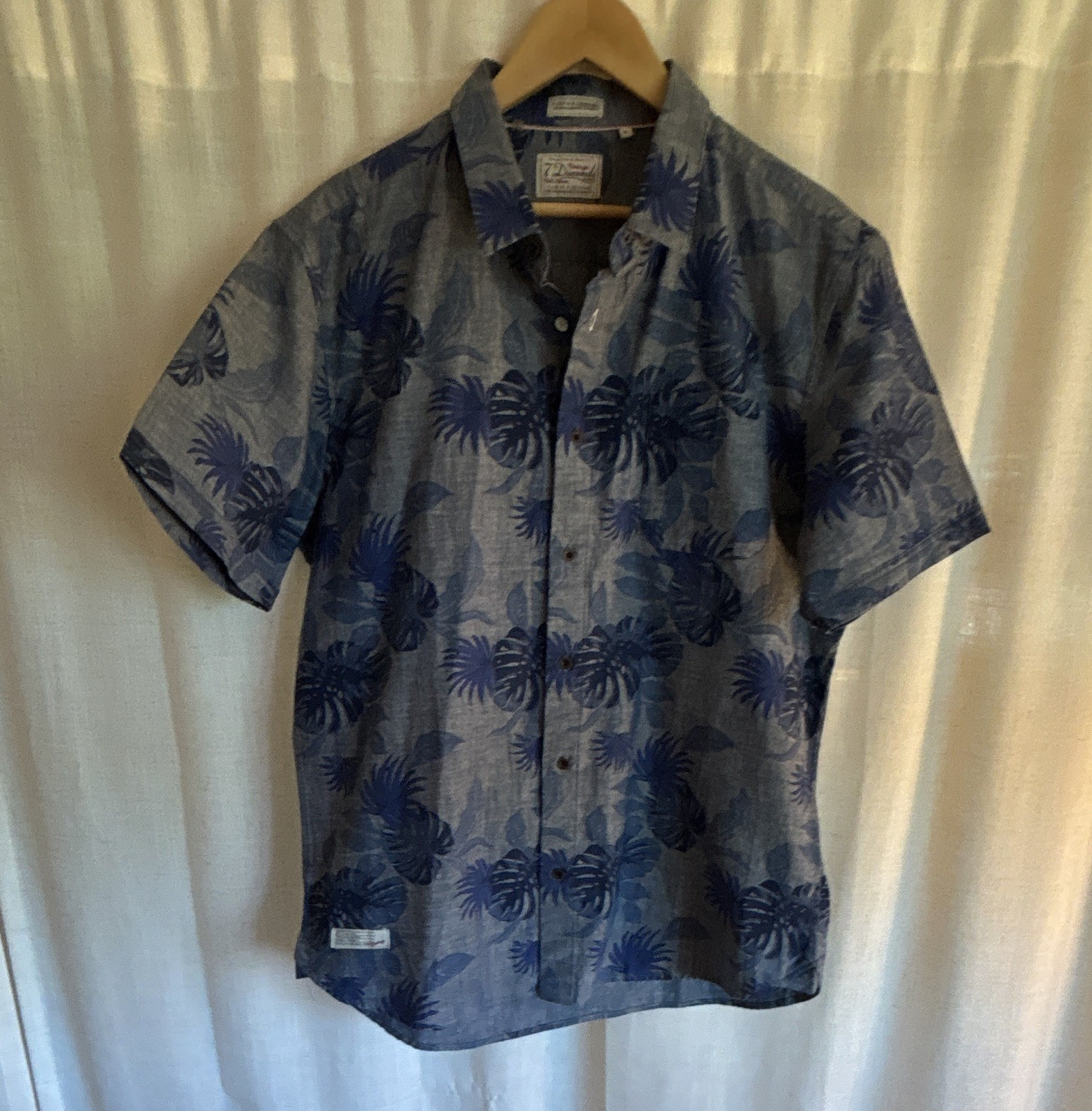 7 Diamonds Men’s Blue Tropical Floral Hawaiian Short Sleeve Button-Up Shirt XL