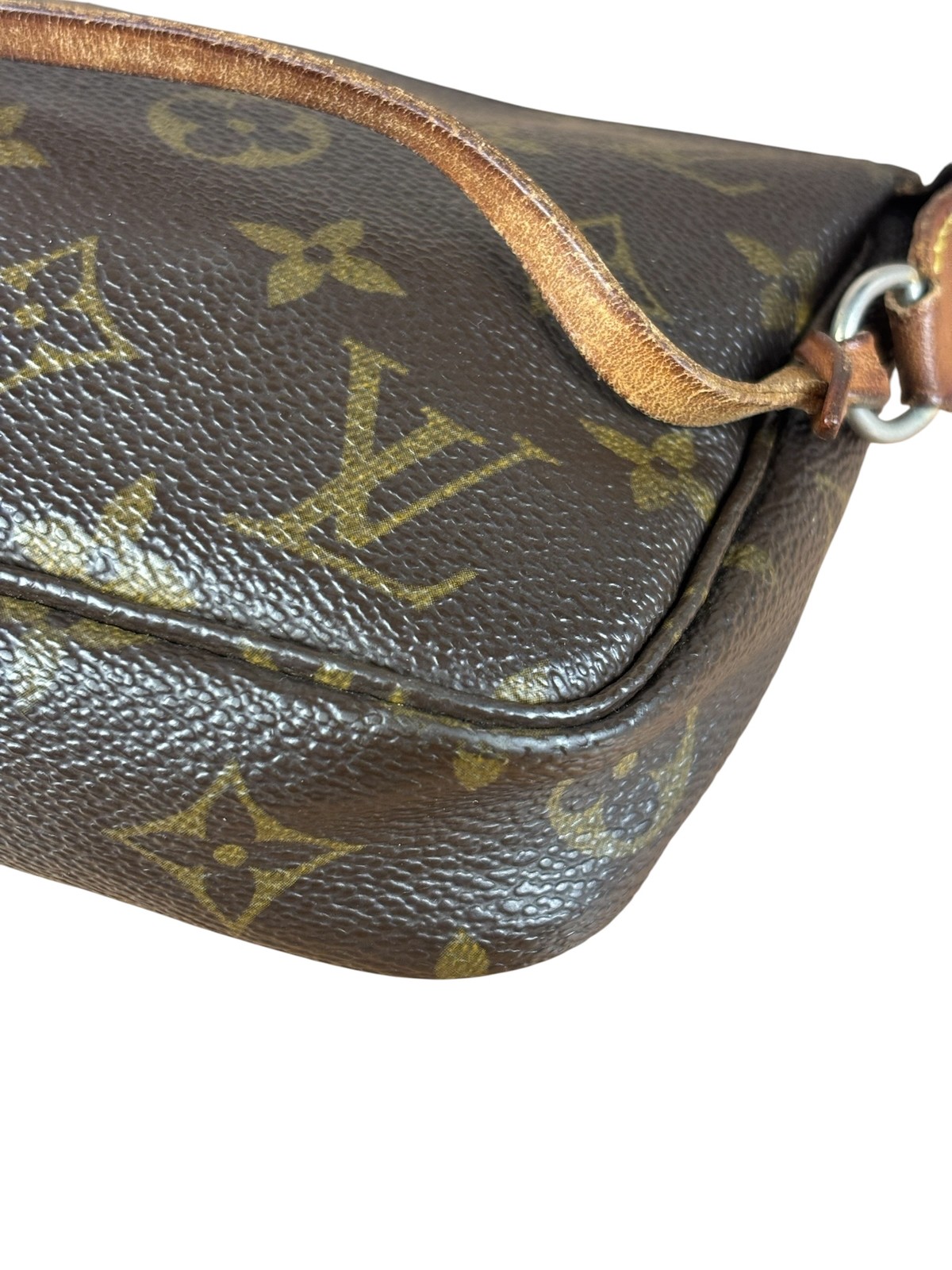 Size OS – Louis Vuitton Monogram Pochette / Pre-Owned