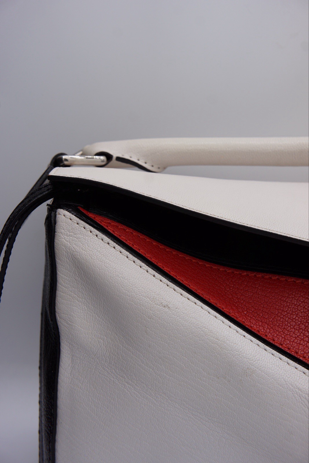 Authentic Loewe Puzzle Bag Small Leather White Red Black Crossbody Shoulder Bag