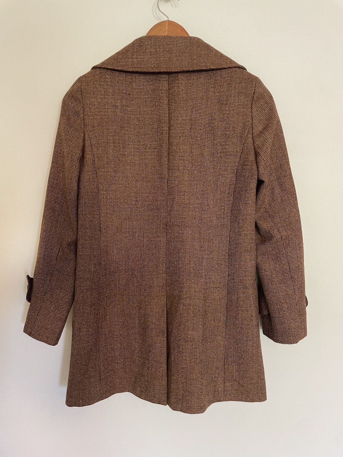 VTG Parameter 100% Virgin Wool Brown Pea Coat With Wooden Buttons. 0. USA Made.
