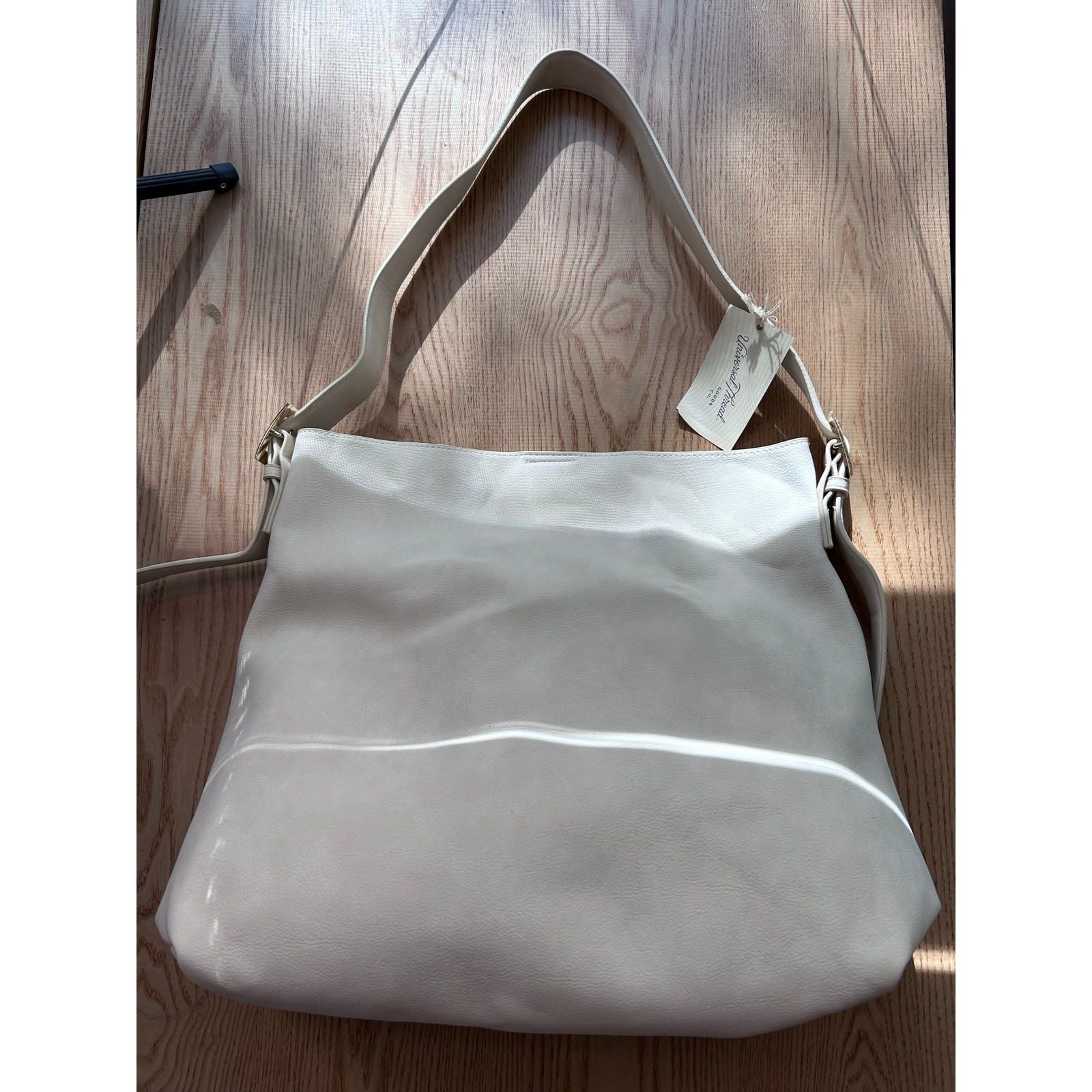 New Womens Universal Thread Faux Leather Look Handbag Purse Cream 15”x16” w/flaw