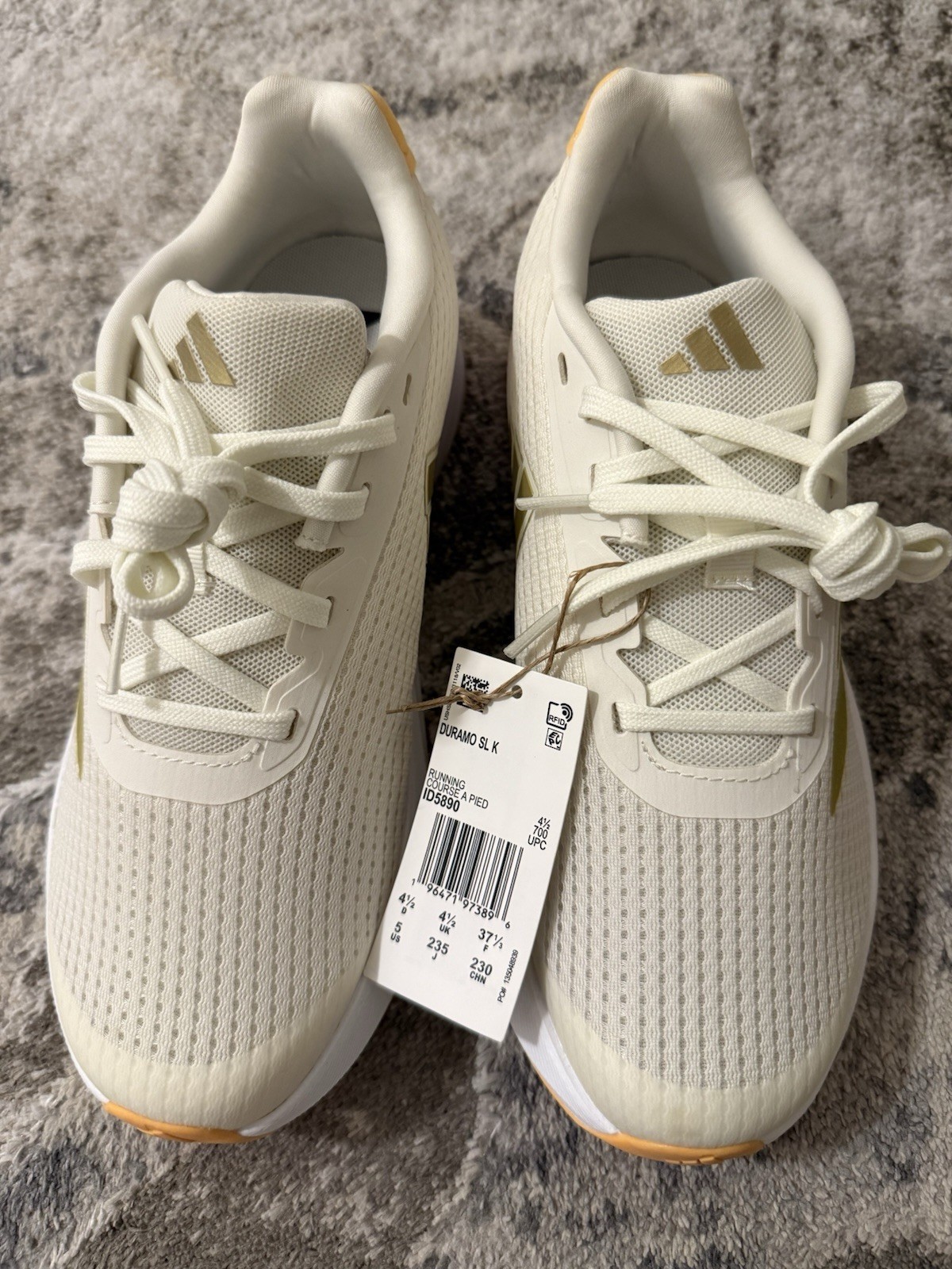 Adidas Sneaker, Ivory/Gold Metallic/Hazy Orange, 5US-37 1/3EUR Unisex Big Kid
