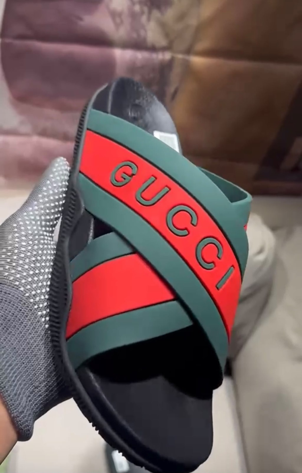 Gucci Logo Web Stripe Slide Sandals – Men’s Size US 8.5, Black Red/Green