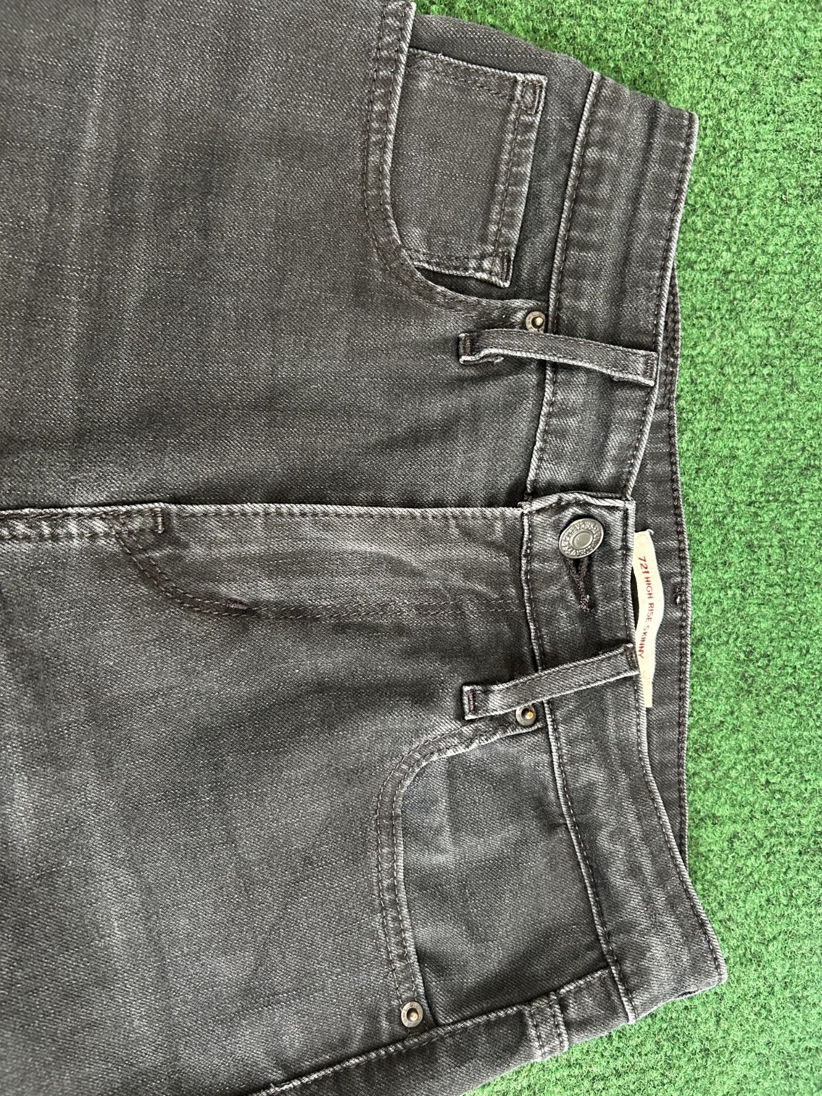 Levi’s Womens Jeans Skinny Fit Dark Grey Mid Waist Denim