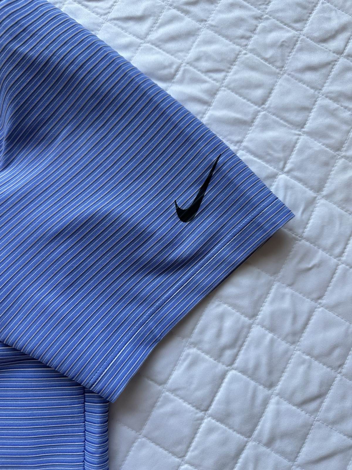 Tiger Woods Nike Golf SS Light Blue & White Stripe Henley Size Large Mint!