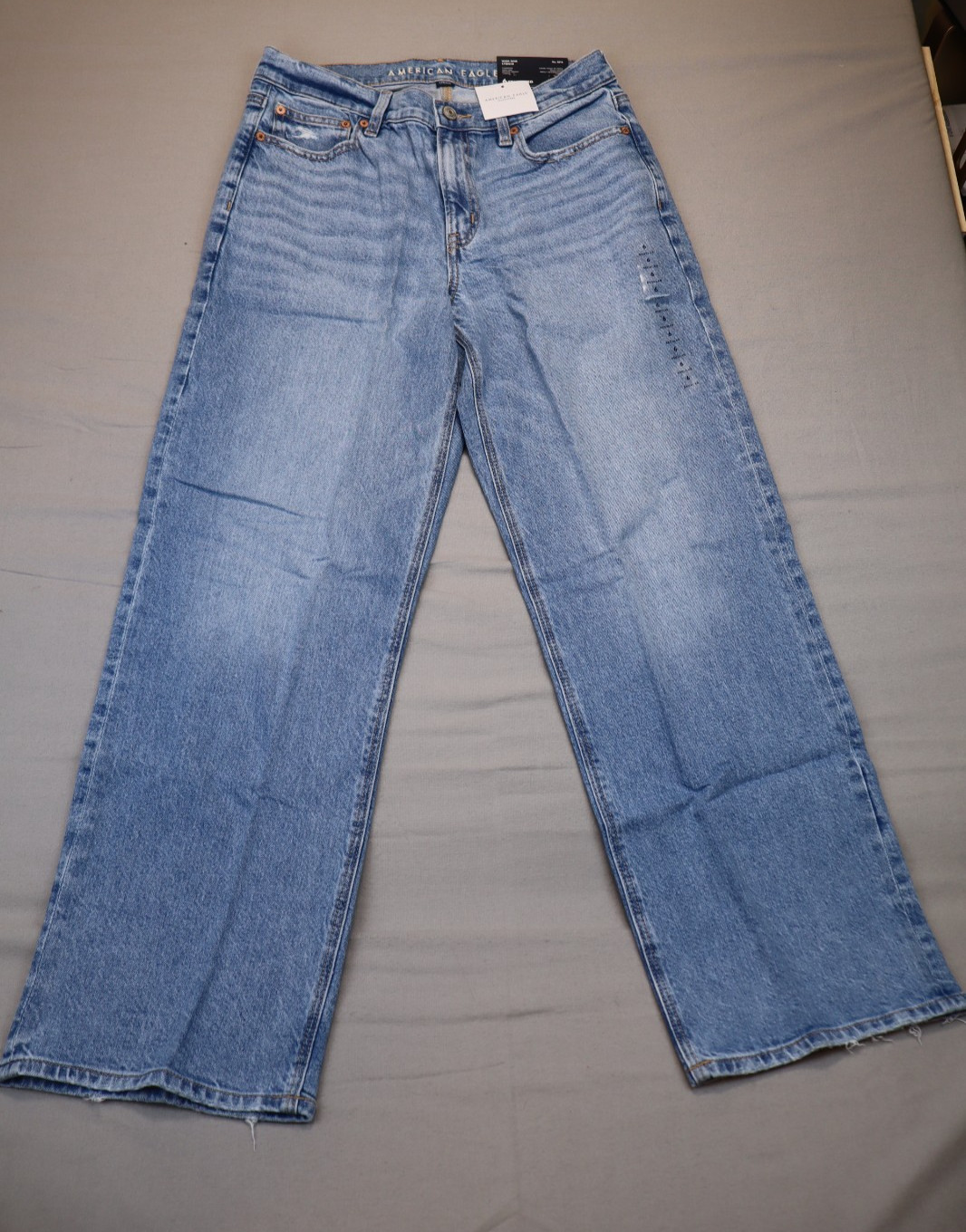 NEW American Eagle Strigid High Rise Stovepipe Women’s Blue Straight Jeans 6