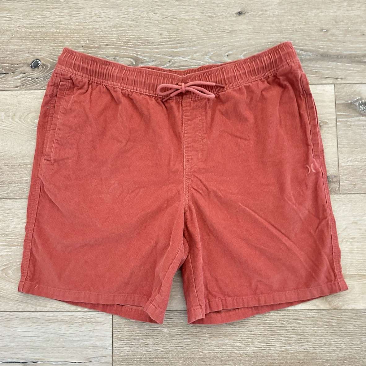 Hurley Men’s XXL Coral Corduroy Drawstring Shorts Lightweight Beach Summer