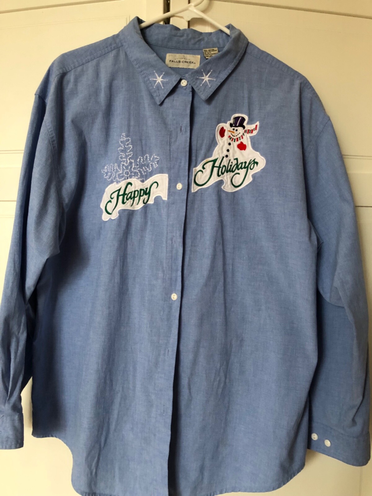 Fall’s Creek Women’s XL Chambray Button-up Christmas shirt, long sleeve