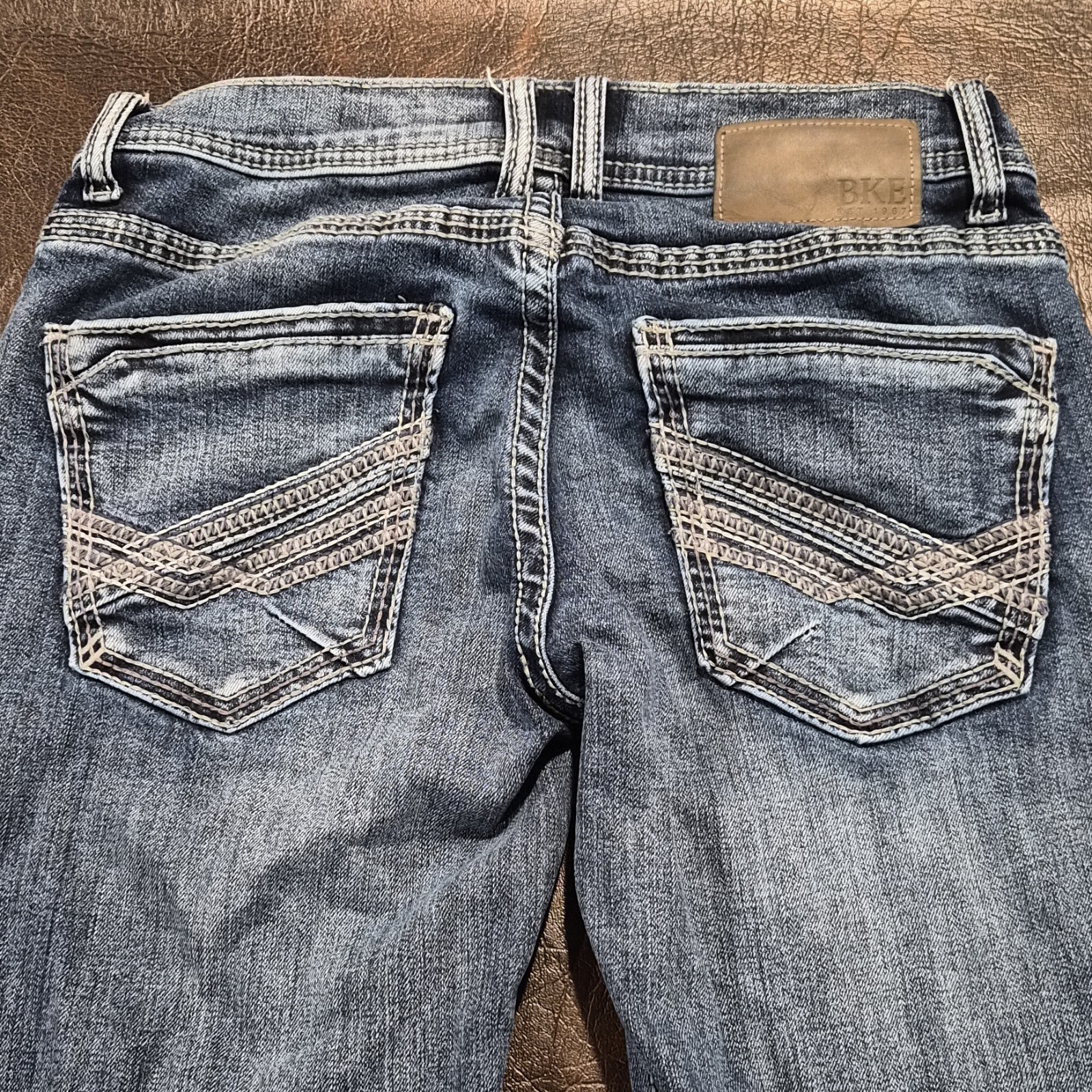 BKE Regular Bootcut Denim Jeans Blue Medium Wash Solid Men BKE Aiden 28X30 B326