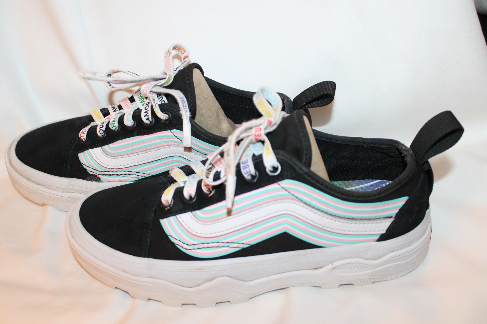 Vans Old Skool Sneakers Sentry Pride UltraCush Black Low Lace Up Men 5.5 Women 7