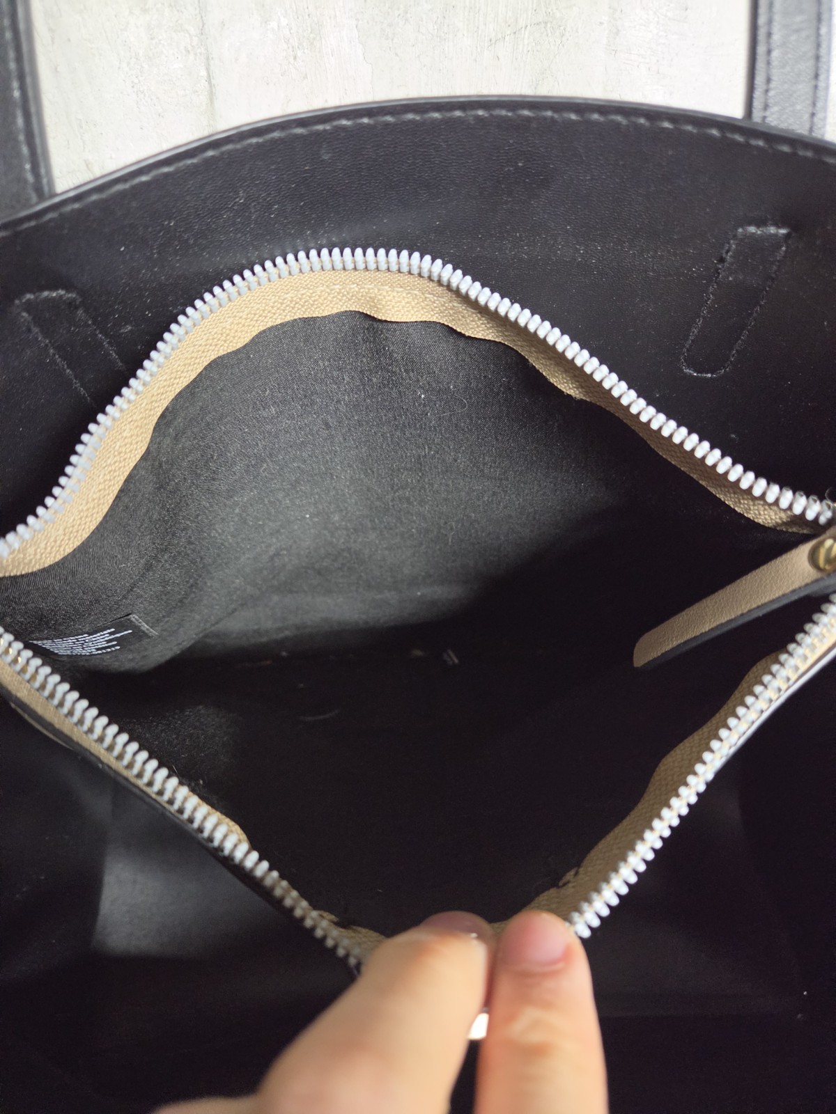 Nanette Lepore Black PU Leather Shoulder Bag With Clip On Wallet