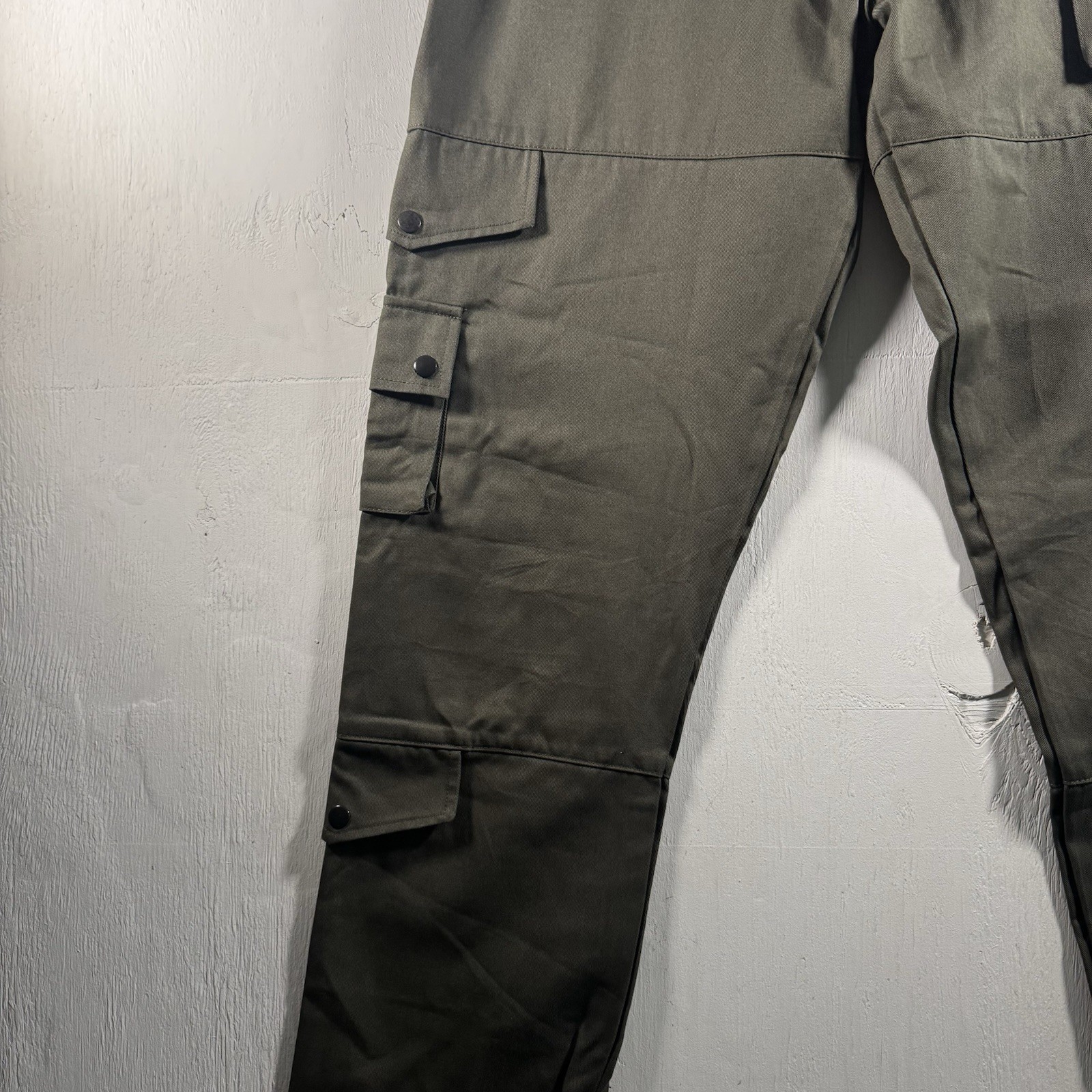 Nova Men Designer Utility Pocket Stacked Graphic Jeans Olive (Size XL Tall)