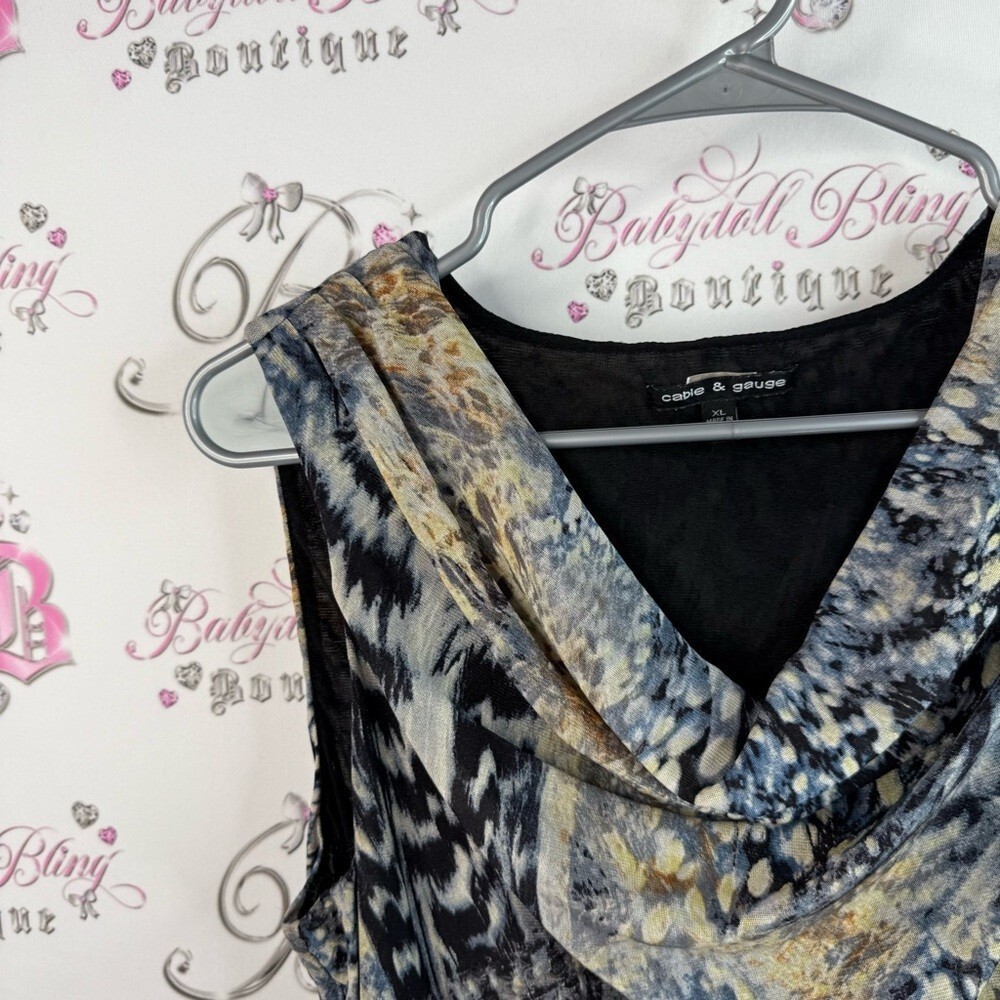 Cable & Gauge tank top towel, neck, cheetah leopard Animal Print Sleeveless Top