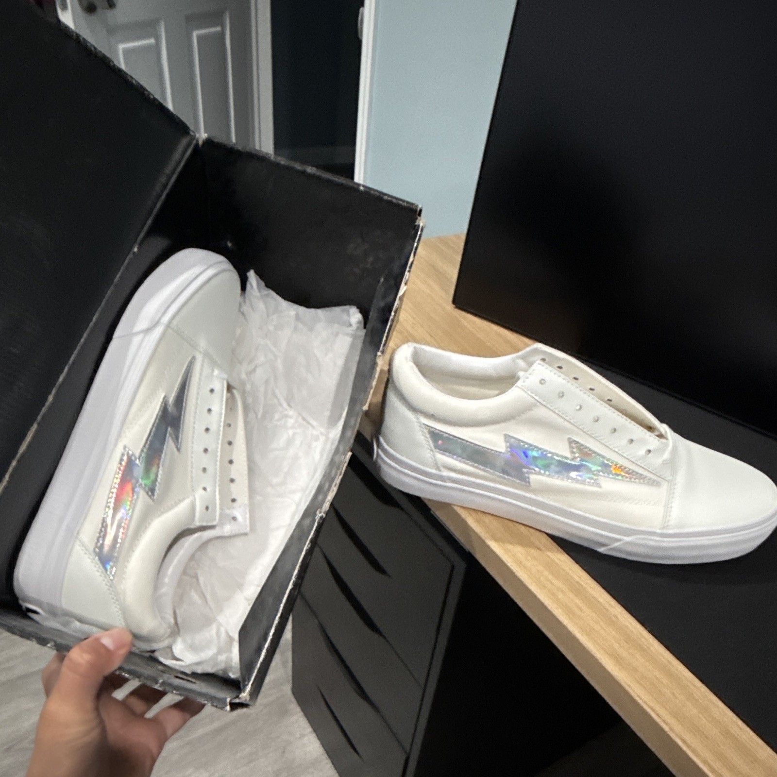 Revenge X Storm Classic Low Top Sneaker White/Silver Lightning Bolt RS589977-001