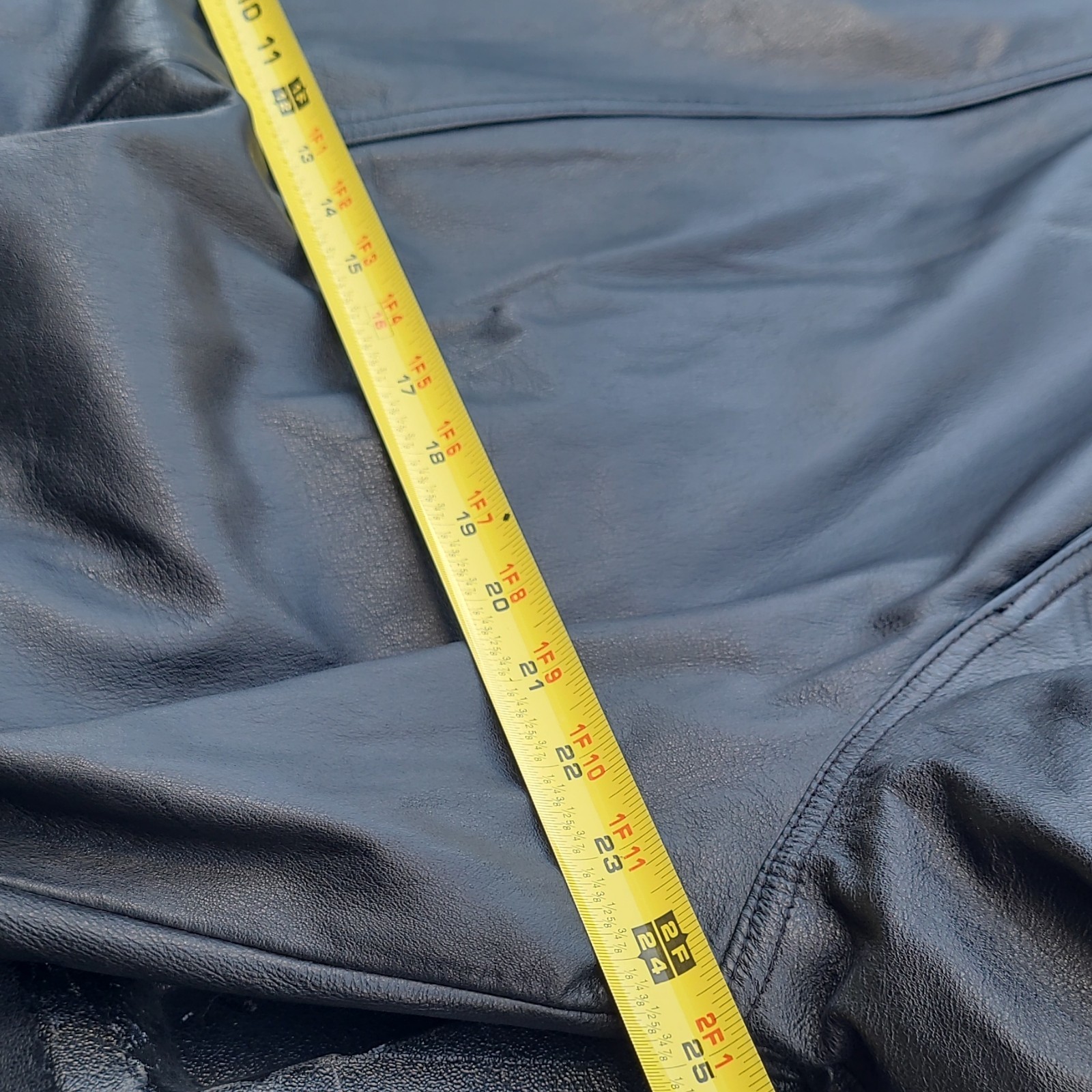 Wilsons Leather Black Belted Double-Breasted Trench Coat Men’s Size XL