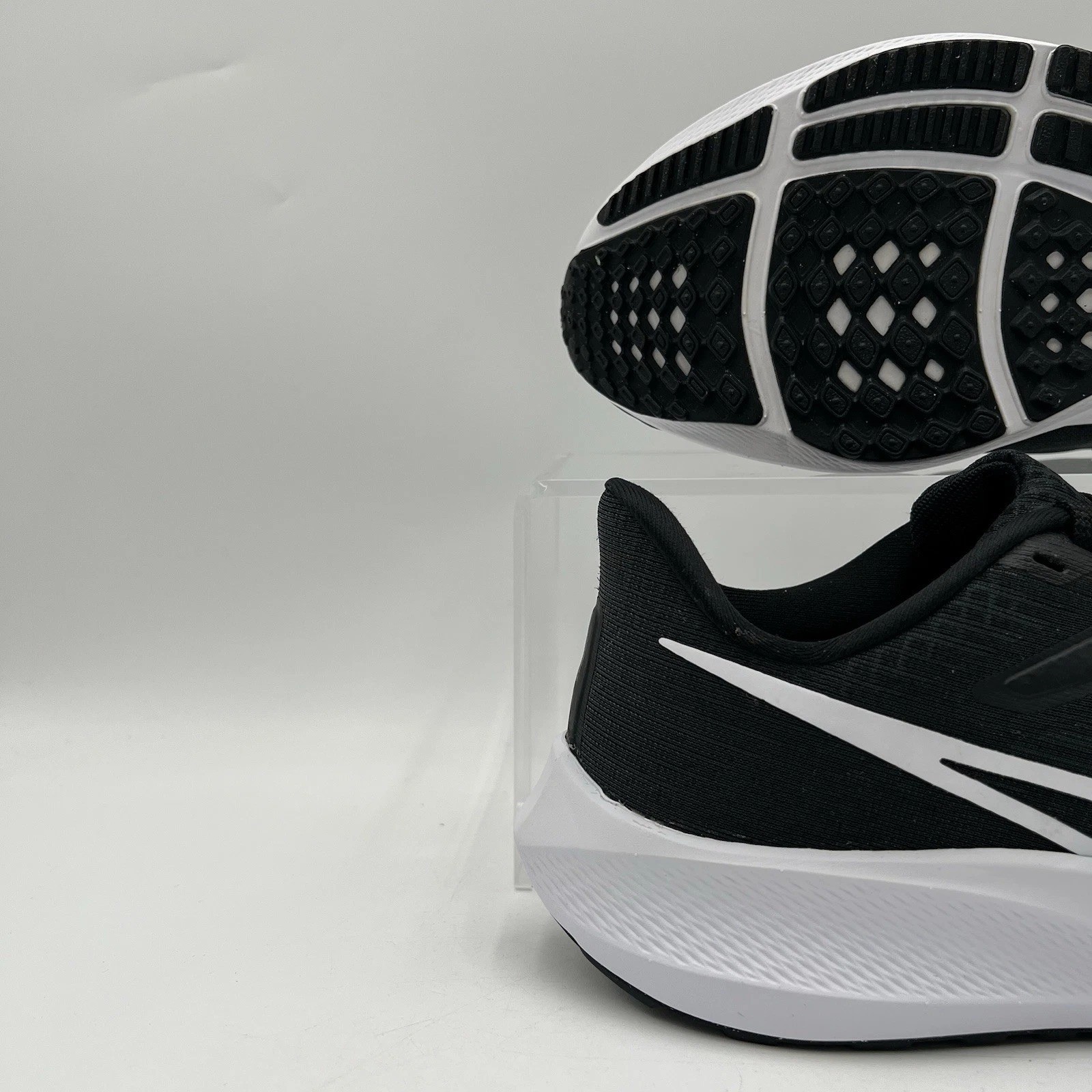 Mens Size 8.5 Nike Air Zoom Pegasus 39 Black White Grey Running Shoes DH4071 001
