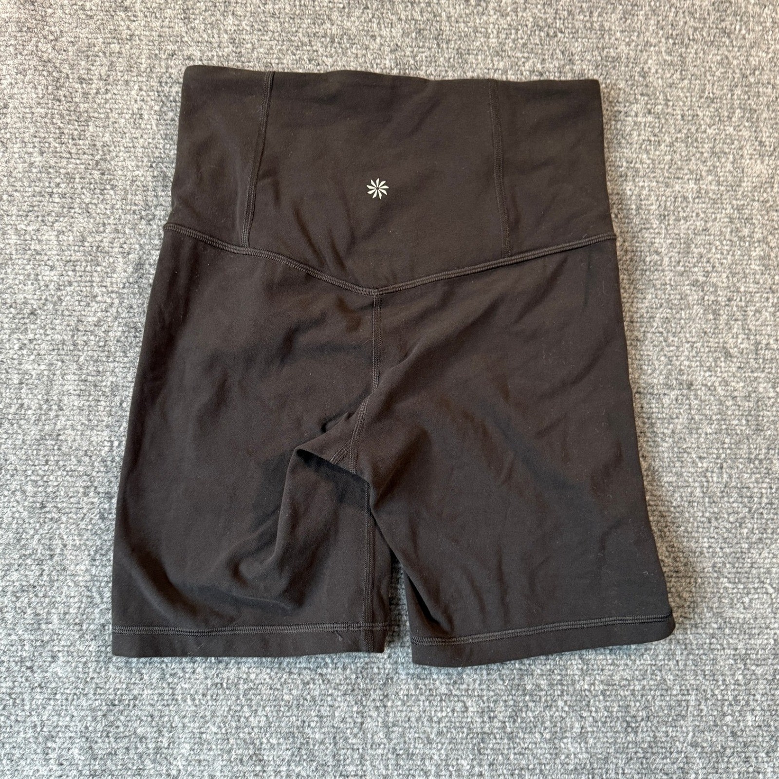 Athleta Ultra High Rise Elation 7″ Black Bike Shorts Womens XS Athletic