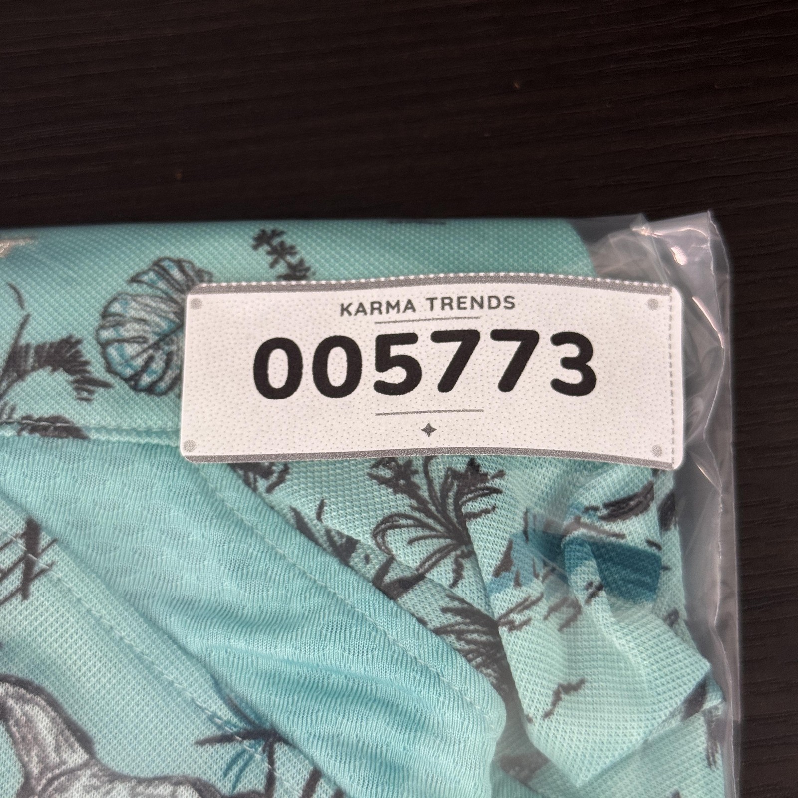 Ariat Sunstopper 2.0 Quarter Zip Shirt Women Medium Horse Tropical Western Print
