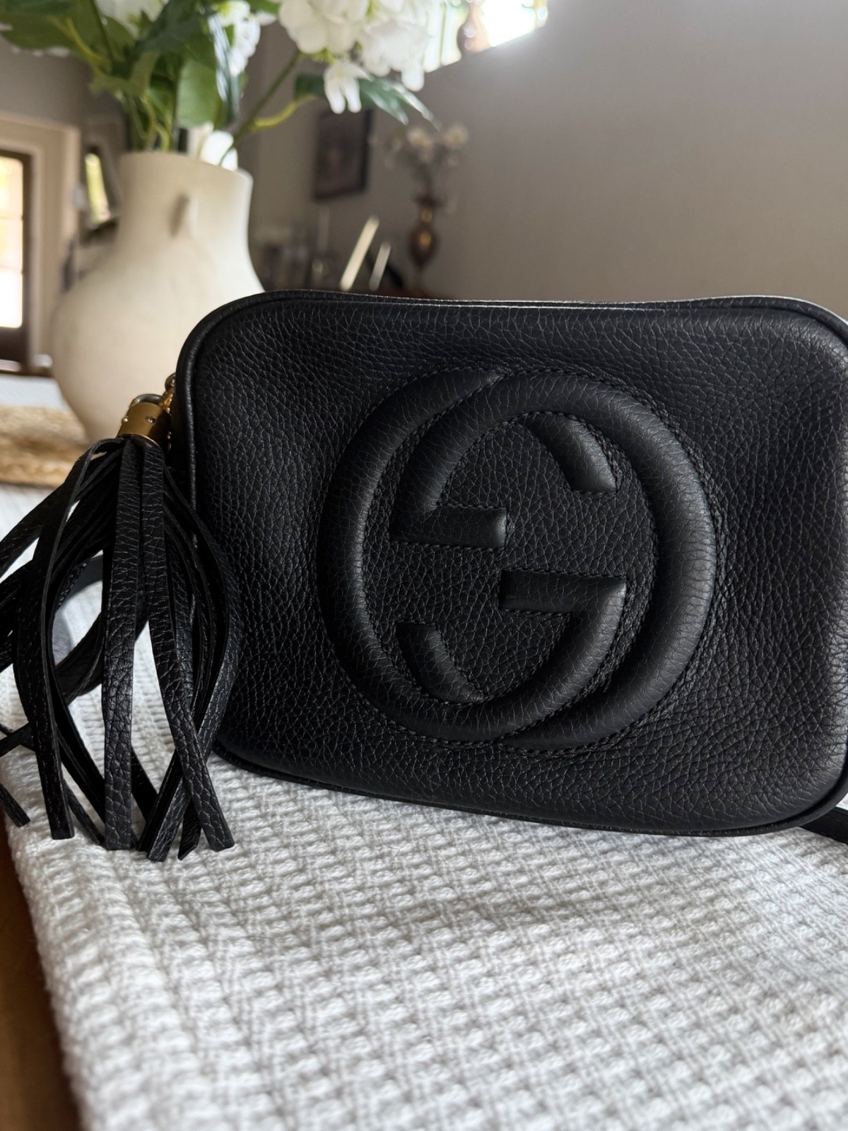 Gucci Soho Disco Gold Hardware Crossbody Small Black Leather.