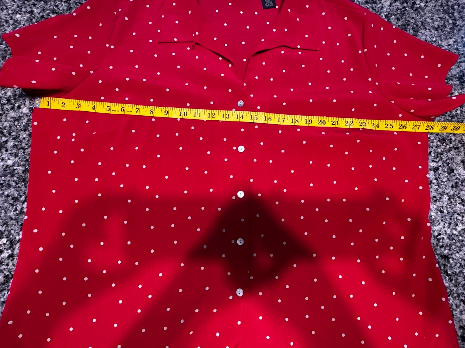LAURA SCOTT Short Sleeve RED Polka Dot Print Collar Up Button Down Top Blouse 24