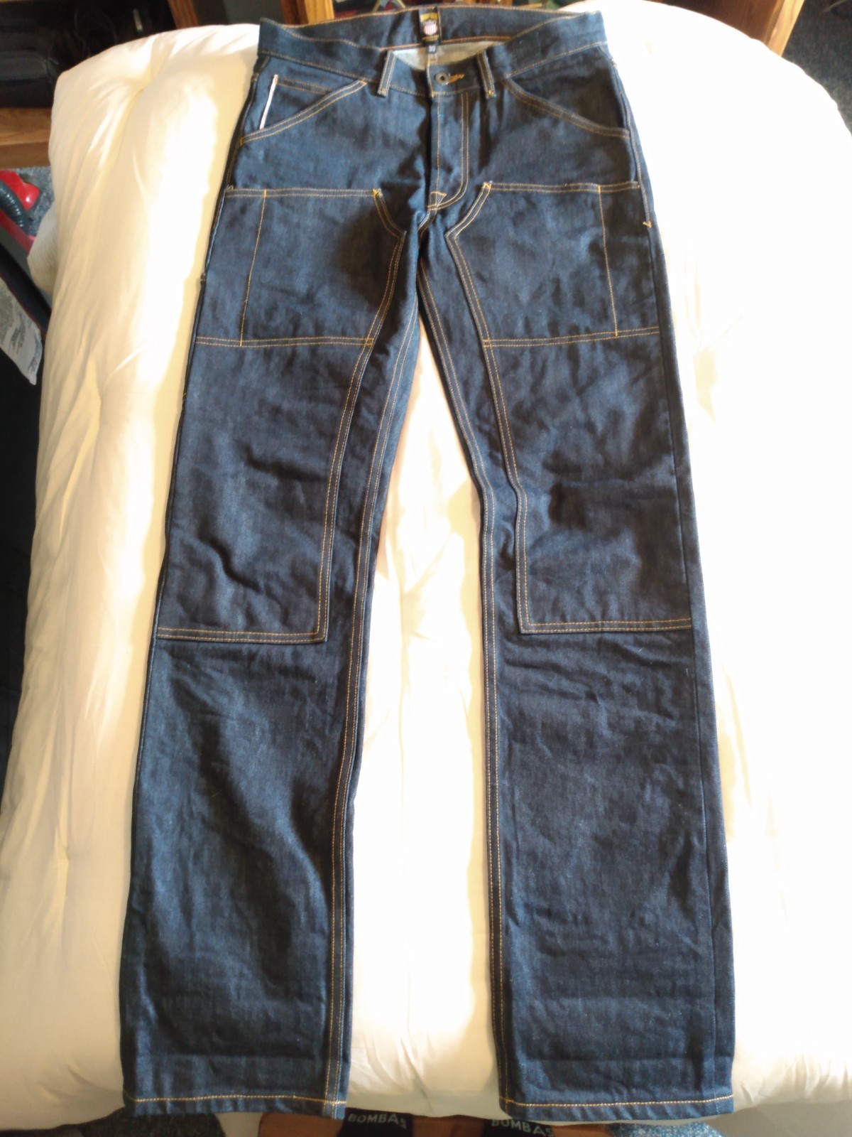 Brave Star Selvage Die Hard Double Knee Cone Mills 16.25oz 30″ x 36″ Jeans
