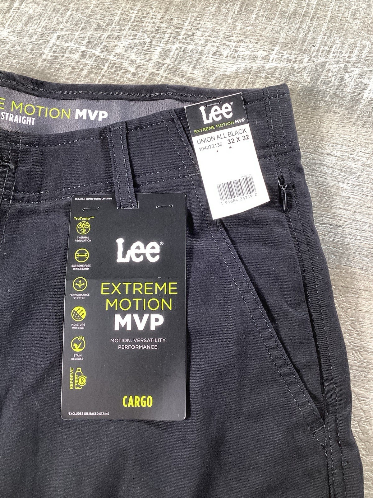 Lee Extreme Motion MVP Cargo Pants 32×32 Black Regular Straight Work Stretch NWT