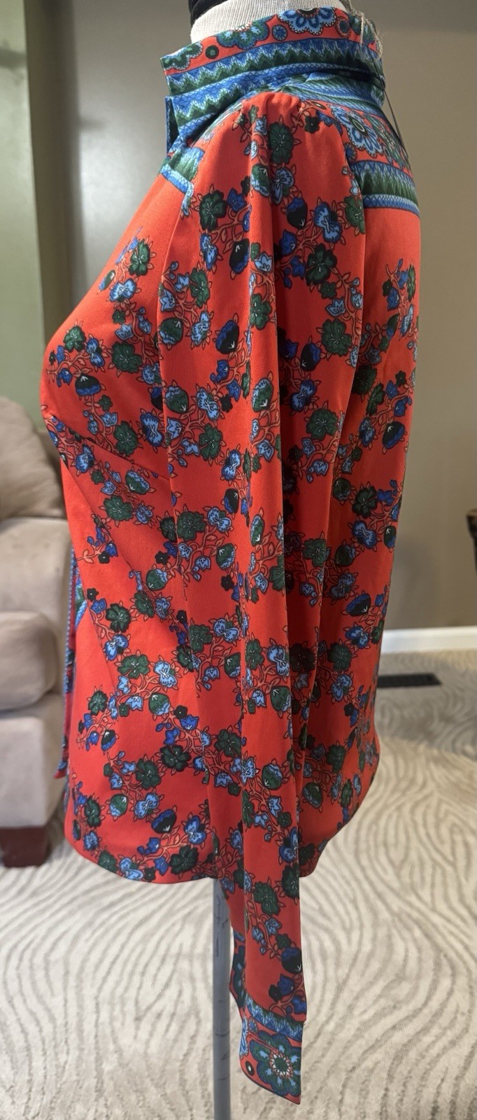 Trevira Polyester Vintage Button Retro 1970s Hippie Size 44-Small