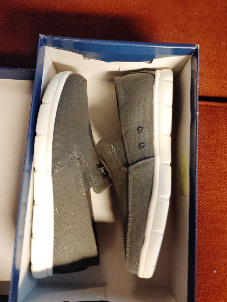 HUK Volcanic Ash Men’s Brewster Canvas Slip-on Boat Shoes sz 7 With Box