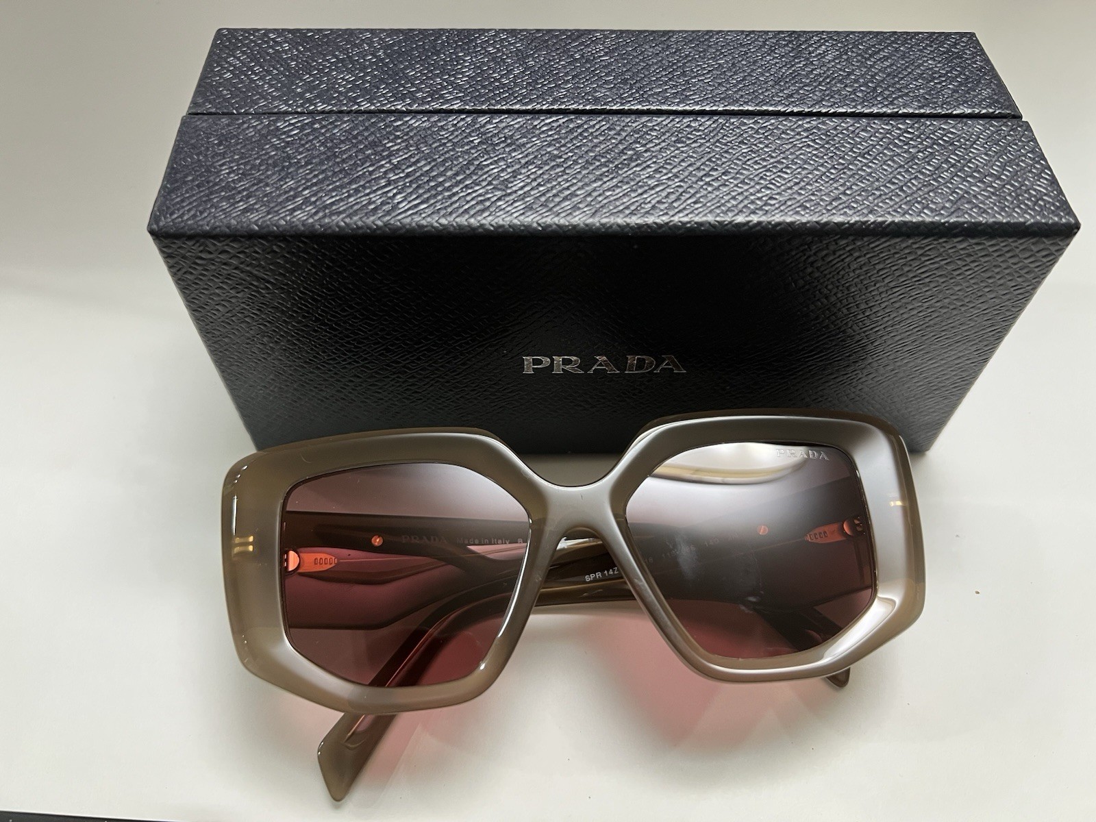 Prada SPR14Z