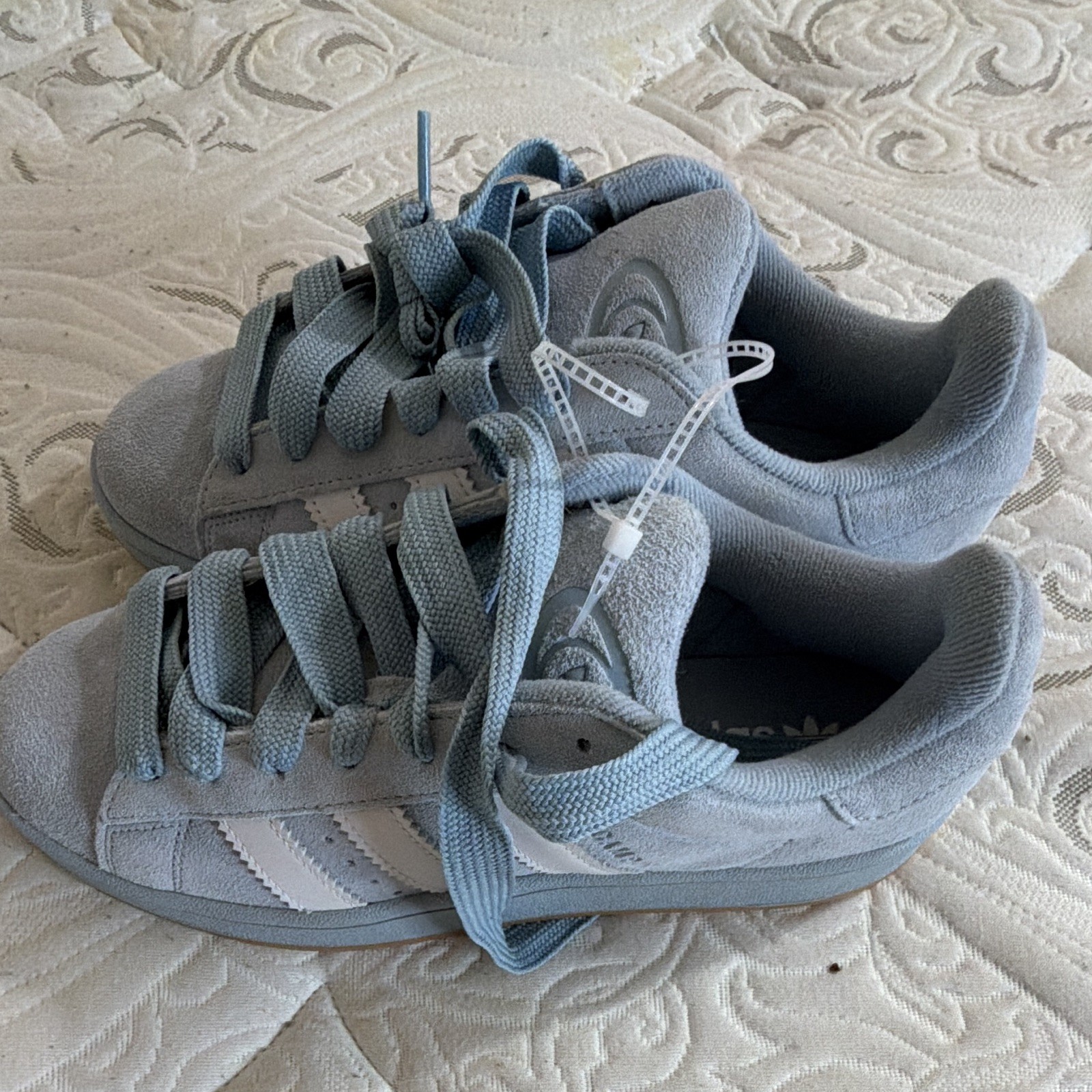 adidas Men’s Suede Low Top Lace-Up Athletic Sneakers Blue/White Solid