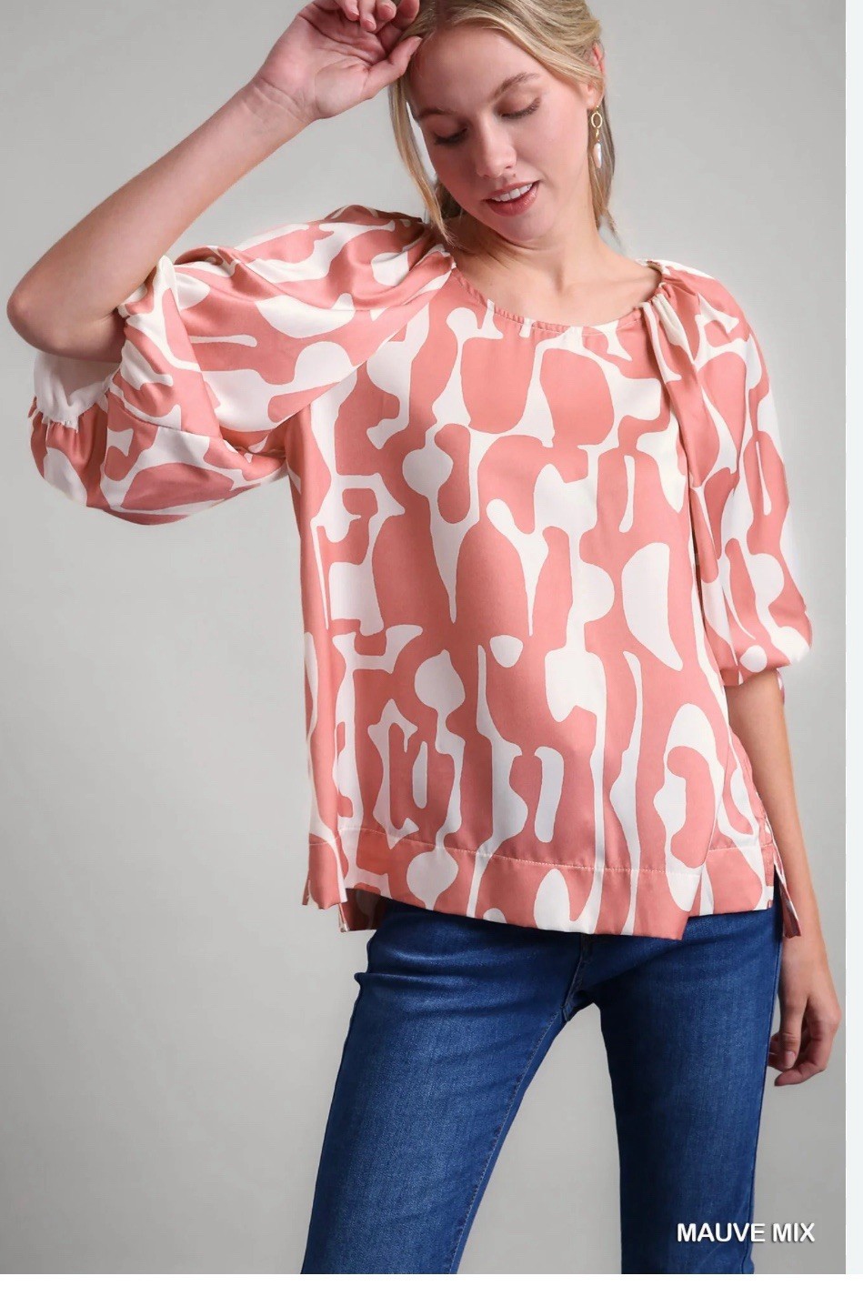 Umgee Abstract Print Two Tone Red Blouse Sz L Office School Art Gallery Academia