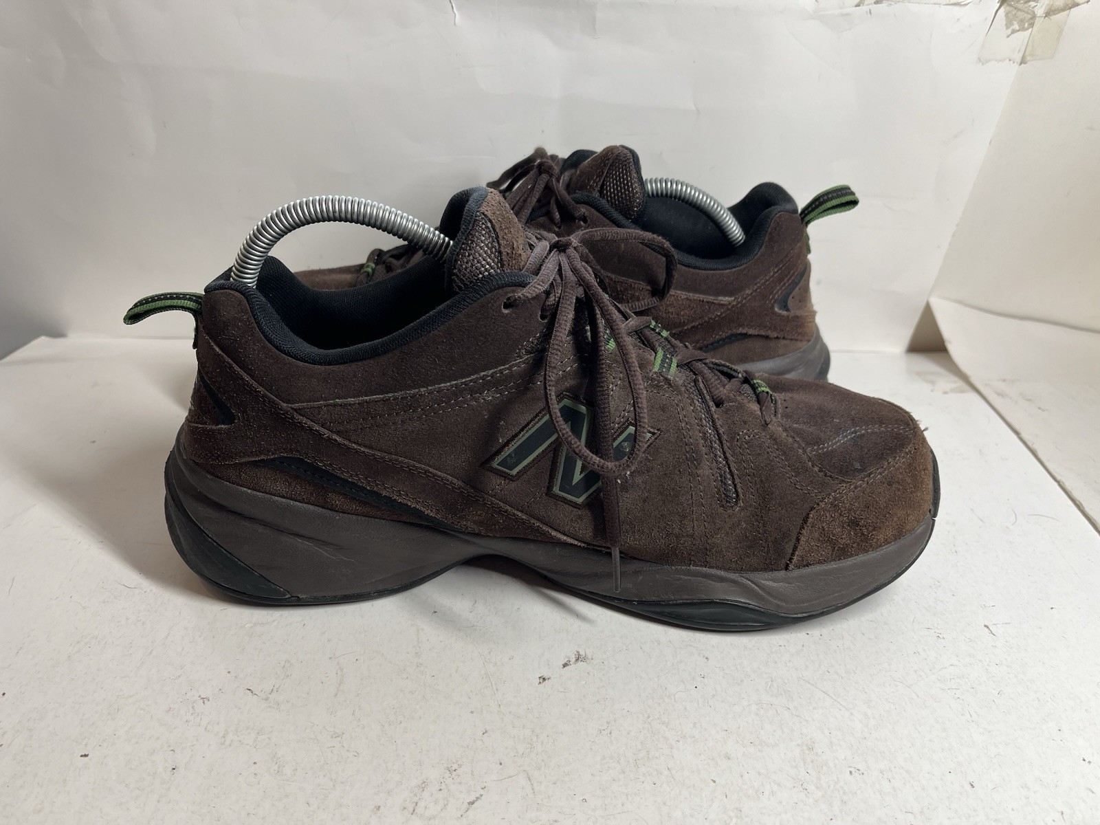 New Balance 608v4 Shoes Mens 13 4E Brown Walking Comfort Sneakers MX608v4O Wide