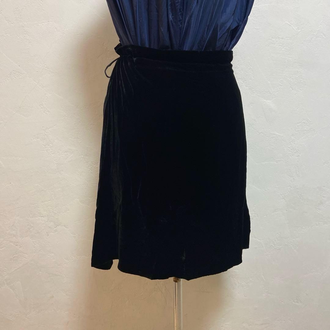 ANN DEMEULEMEESTER Black Velvet Flare Skirt Size 38 Vintage