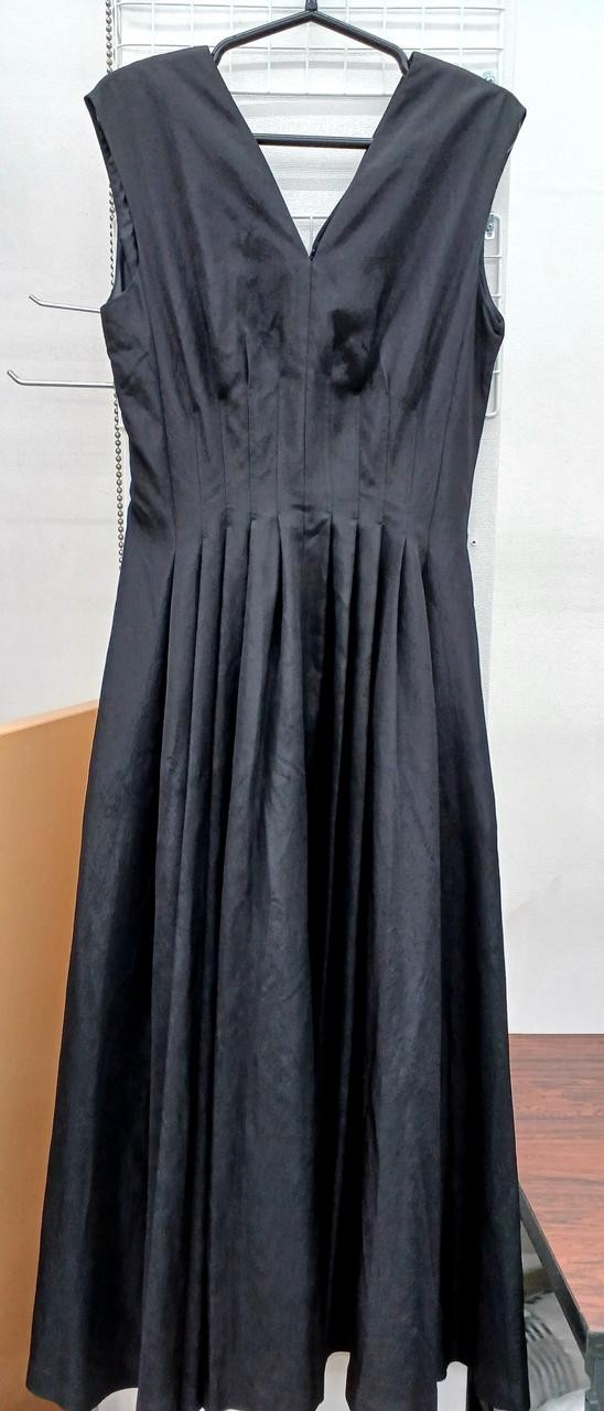 Fray I.D V-Neck Dress Black Size 1 51in Front & Back Knit Sleeveless