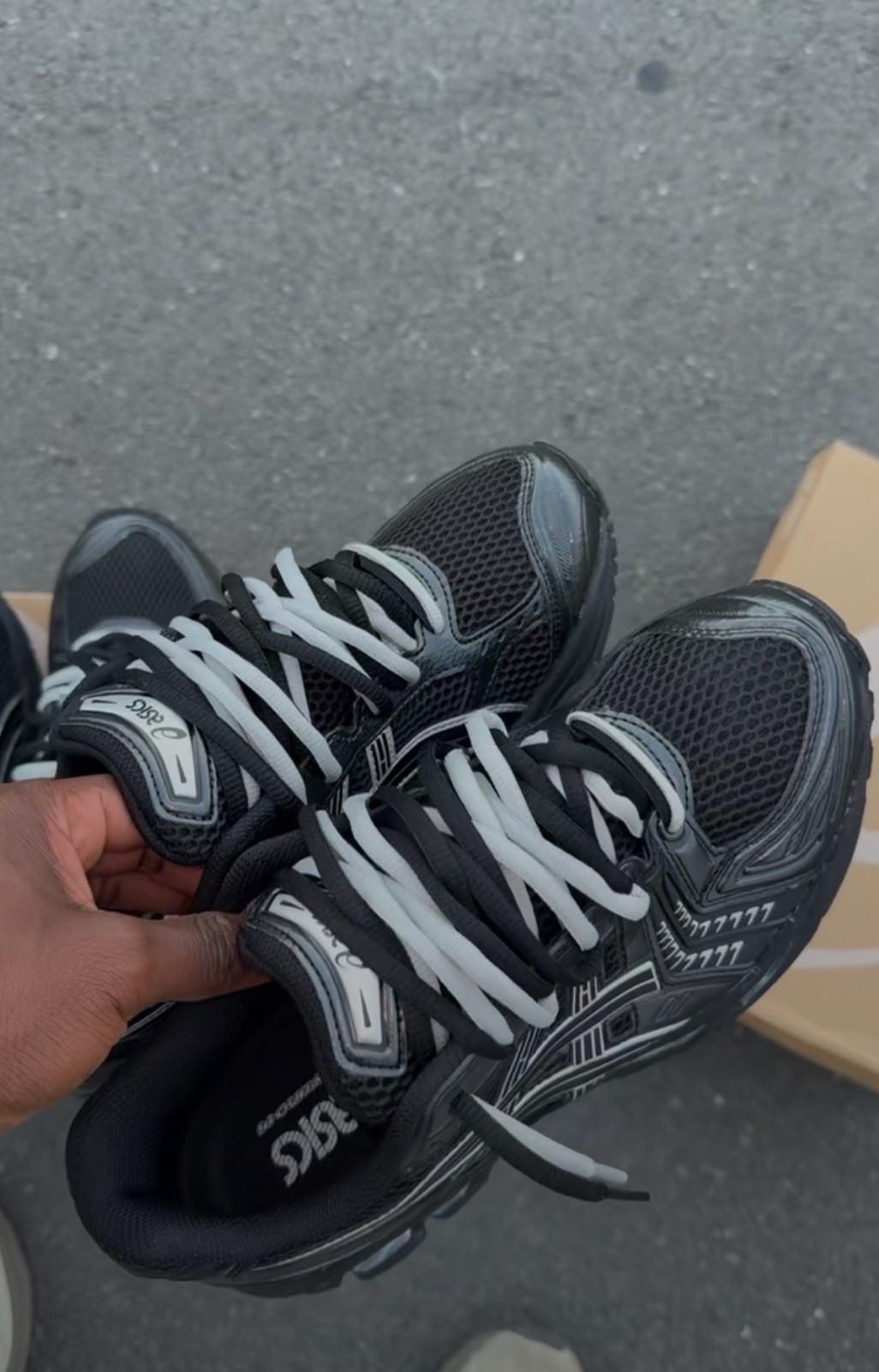 ASICS Men’s Gel NYC Sneakers Black/Gray Sizes: Men’s 4- 12.5, Women’s 5.5 – 12.5