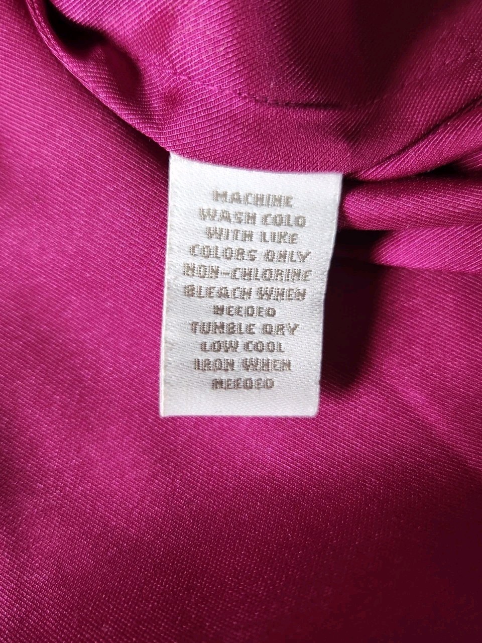 NWT”s Kismet Silky Satin Button Up Roll Tab Sleeve Blouse Plus Size 18W Pink